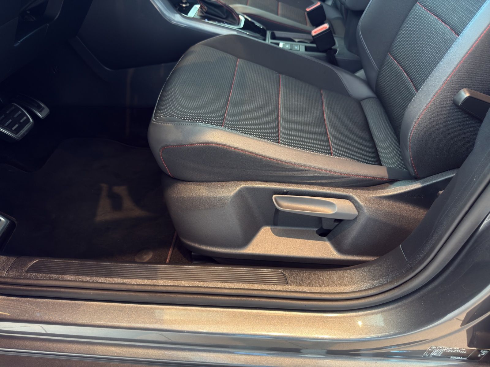 Volkswagen T-Roc - Bild 17