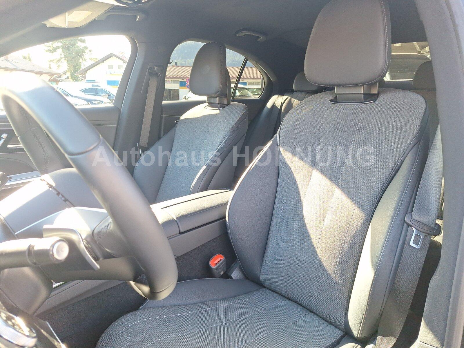 Mercedes-Benz E220d AVANDGARDE ADV+ DIGILIGHT DISTR MEMORY KGO
