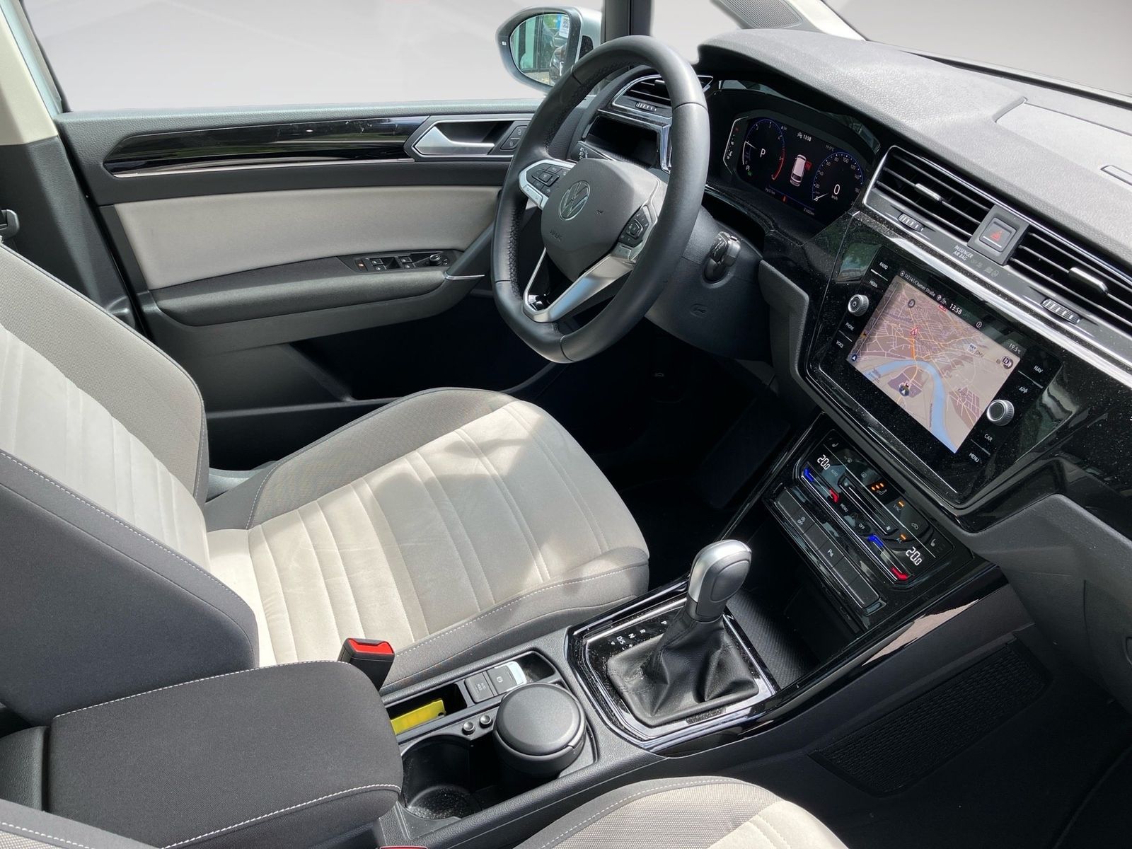 Volkswagen Touran - Bild 9
