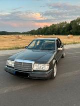 Mercedes-Benz Mercedes Benz W124 300d Turbo - Mercedes-Benz 300: D W124