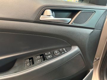 Hyundai Tucson *TEMPO*AHK*LED*NAV*SHZH*LKHZ*KLIMA*
