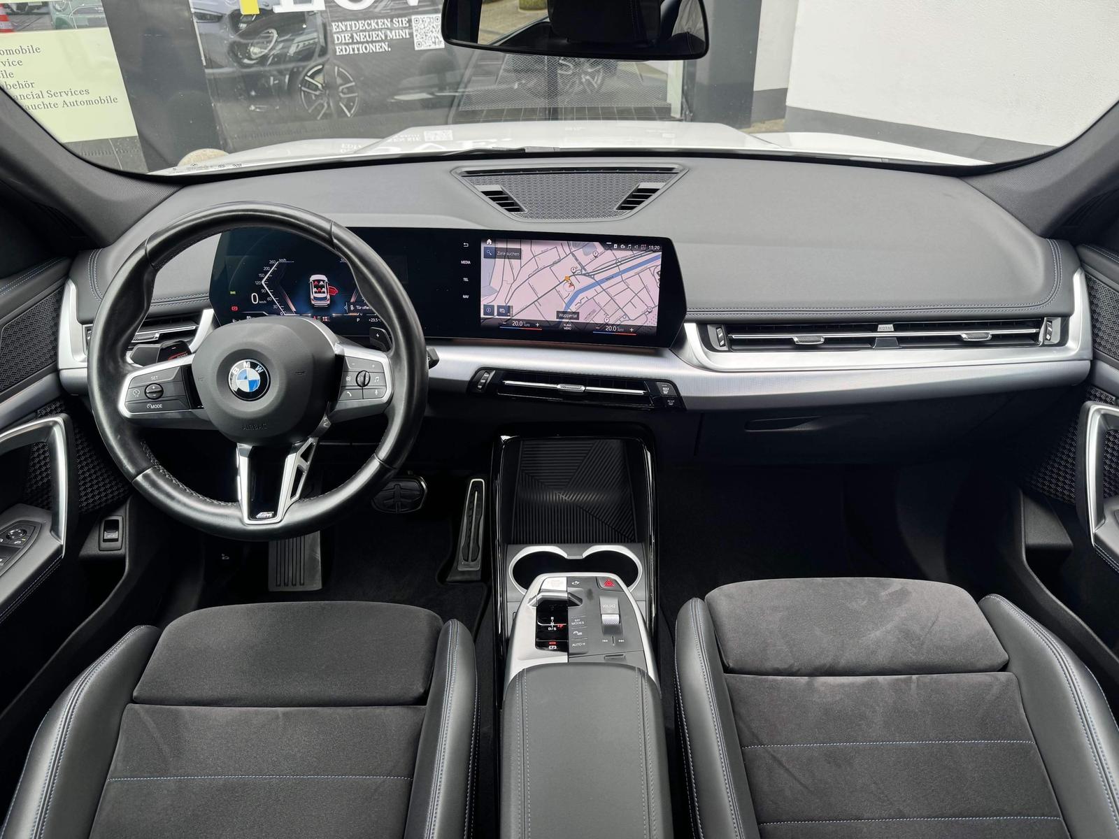 BMW X1 sDrive18i M Sport PA RFK AHK Shz. CarPlay 18"