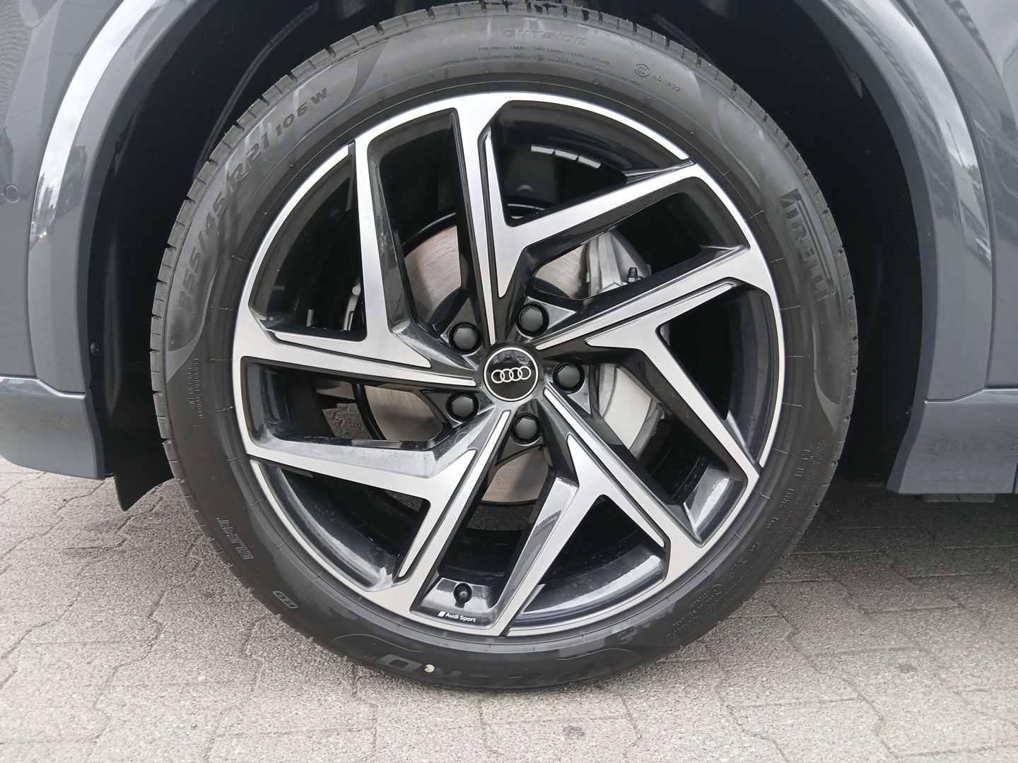 Audi Q6 e-tron - Bild 8