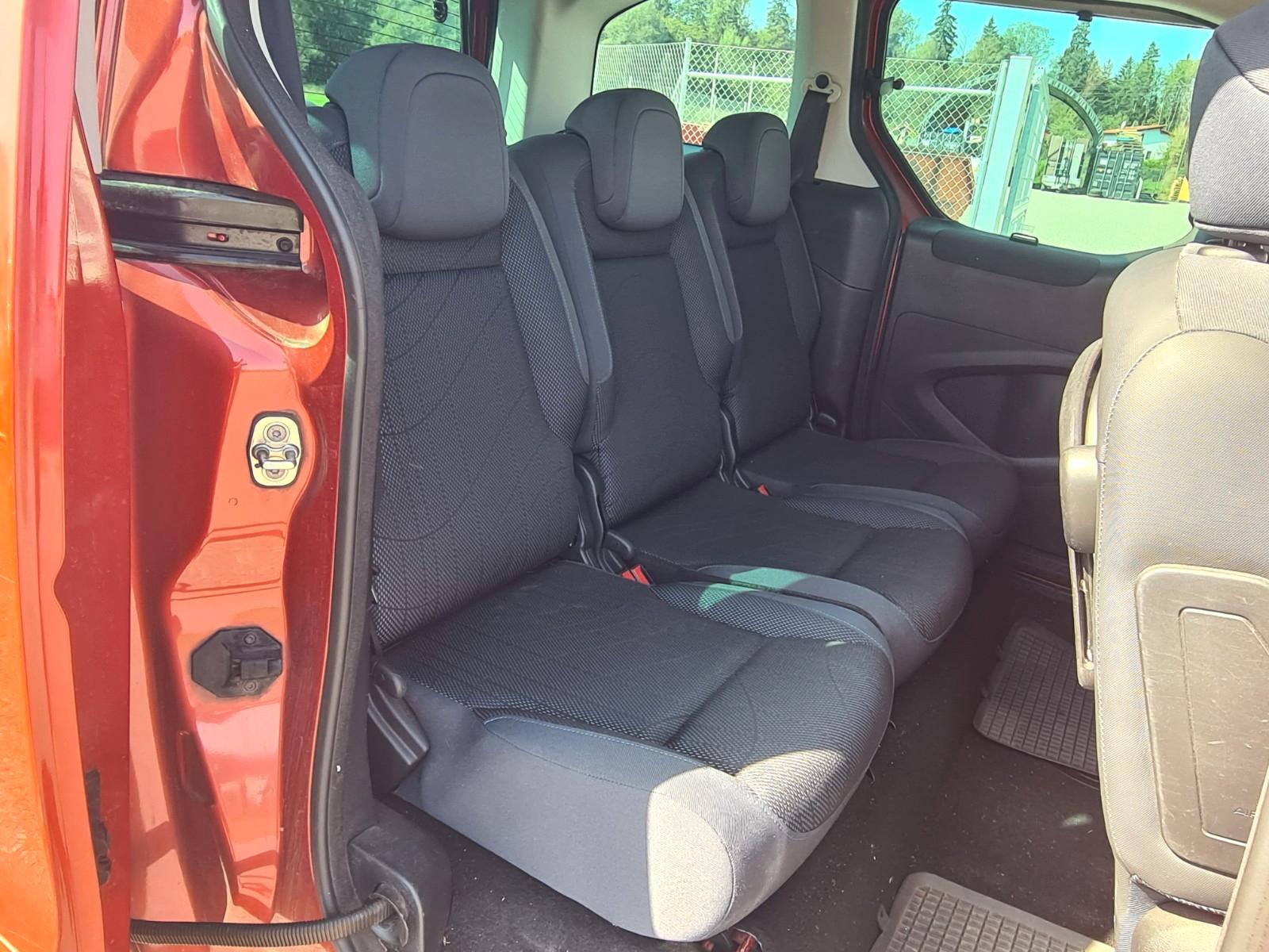 Peugeot Partner Tepee Family Klima 8fach Pano ZR neu