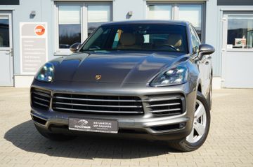 Porsche Cayenne - 1