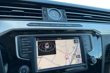 Volkswagen Passat - 10