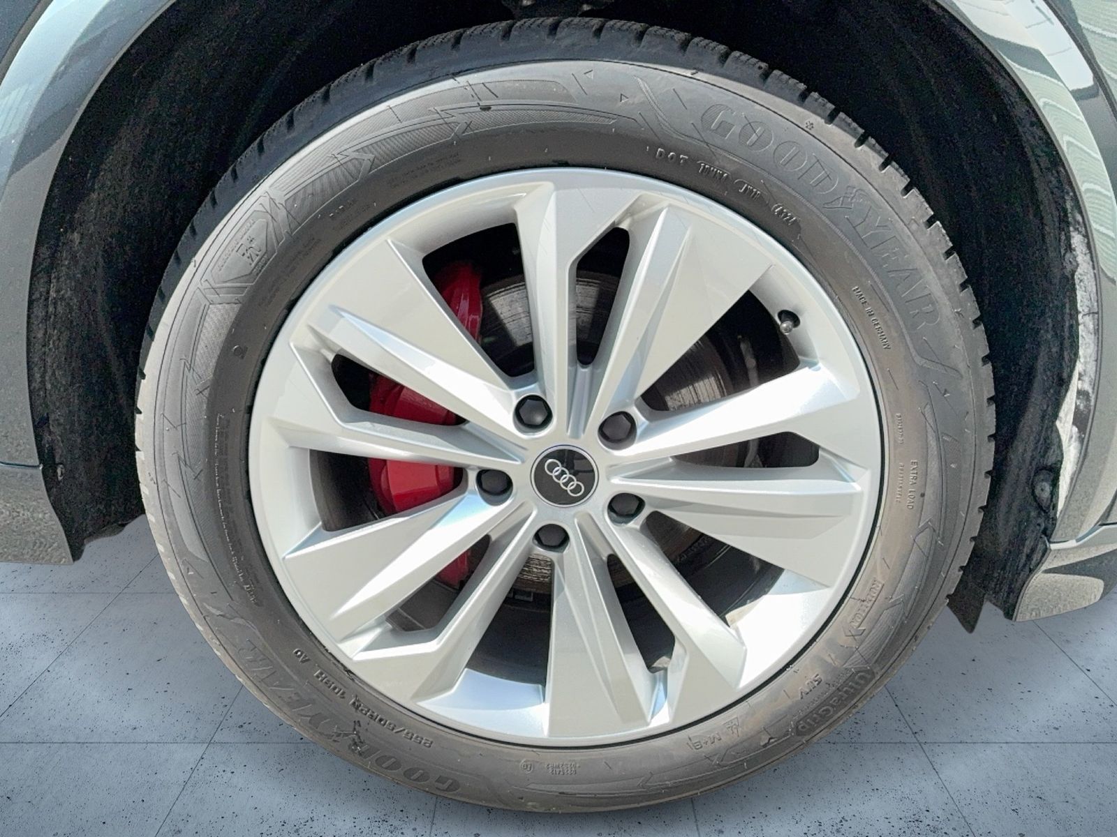 Audi Q6 e-tron - Bild 8