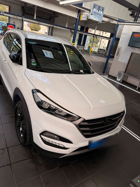 Image of Hyundai TUCSON