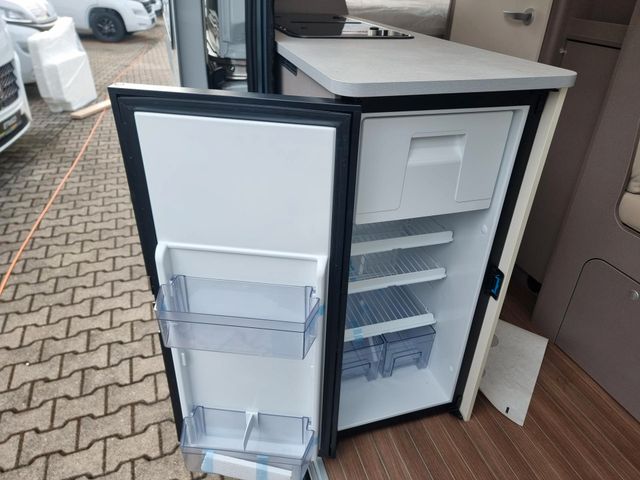 Etrusco CV 640 PB 140 PS AT| Sofort | Complete Selection