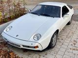 Porsche 928 - 4,5 Liter 8 Zylinder weiß, H-Kennzeichen - gebrauchte Porsche 928 aus dem Jahr 1980