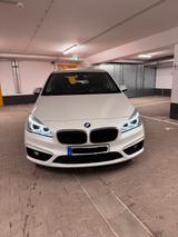 BMW 218i Active Tourer Automatik - BMW 218 von privat