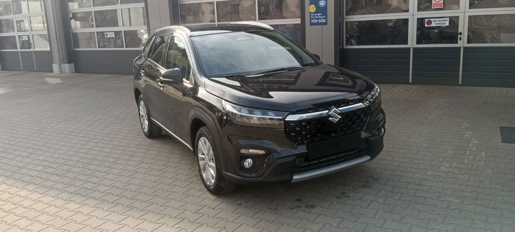 Suzuki (SX4) S-Cross — hlavná fotografia