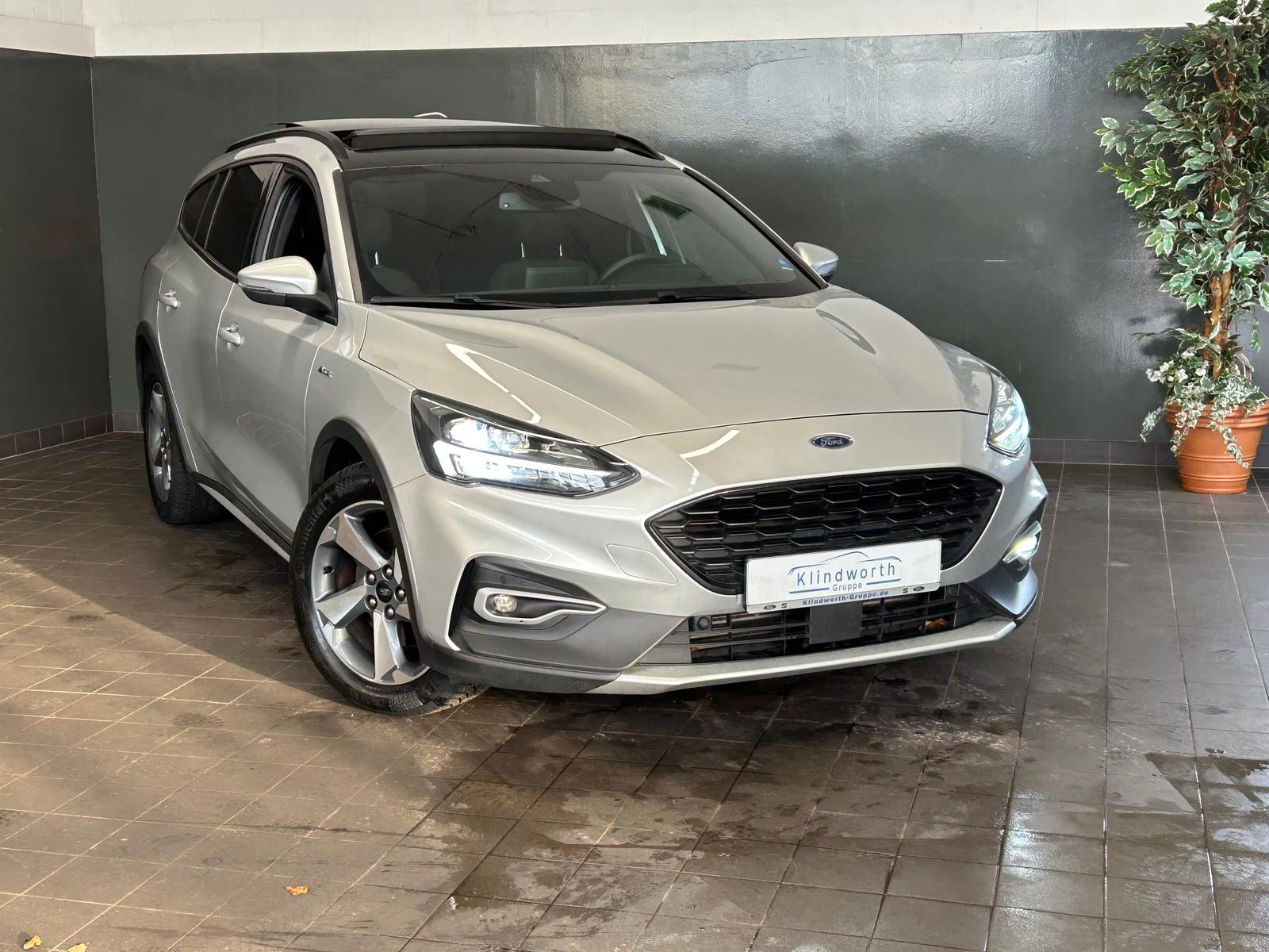 Ford Focus Turnier 1.0 EcoBoost Aut. Active X + Pano