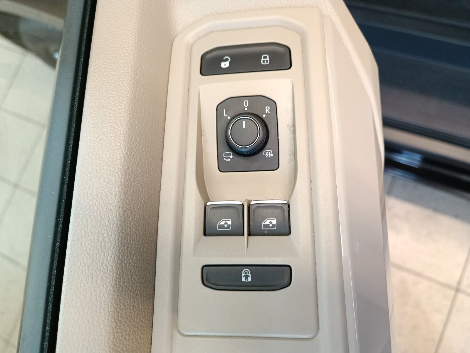 Volkswagen T7 Multivan - Bild 15