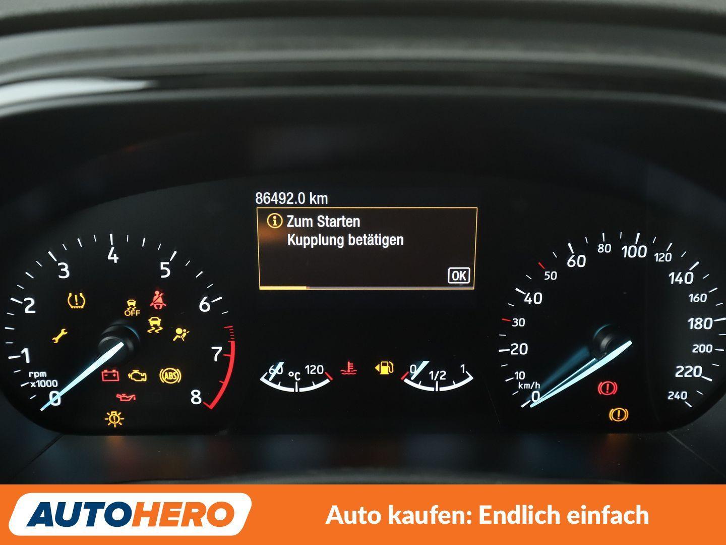 Ford Focus 1.0 EcoBoost ST-Line*NAVI*LED*TEMPO*CAM*