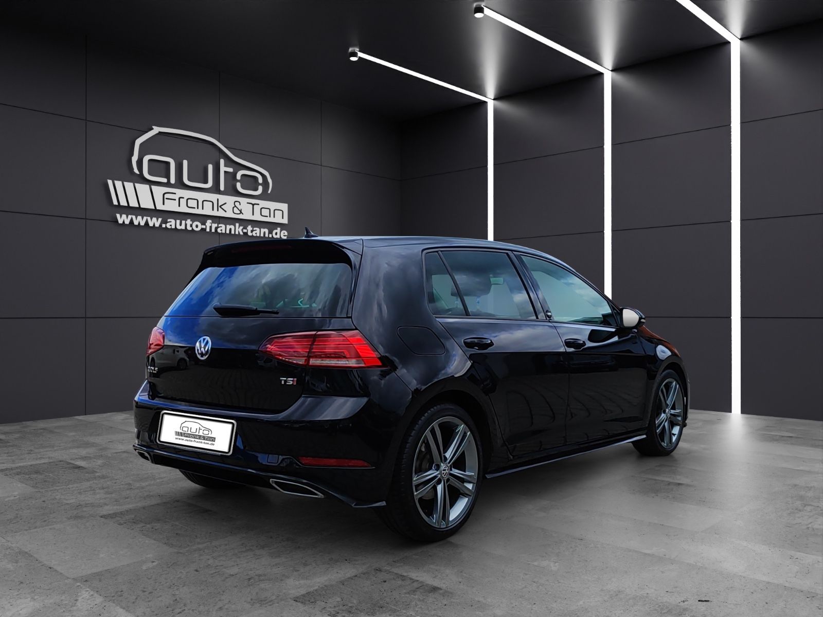 Fahrzeugabbildung Volkswagen Golf VII Lim. Sound *R-Line*BMT*SitzHZ*Sport*LED