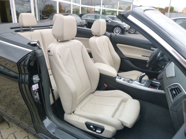 Fahrzeugabbildung BMW 230i Cabrio Sport Line>Sport AUT/Sport-Line/LED<