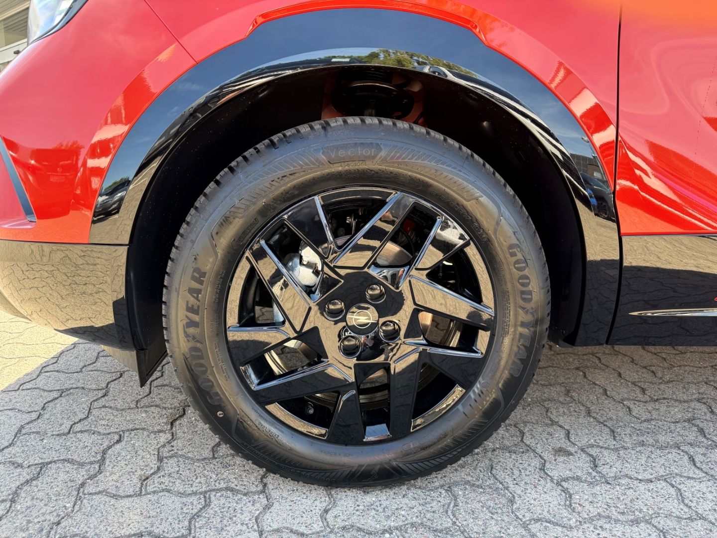 Fahrzeugabbildung Opel Mokka YES 1.2 Turbo SHZ+LHZ+Kamera+Allwetter
