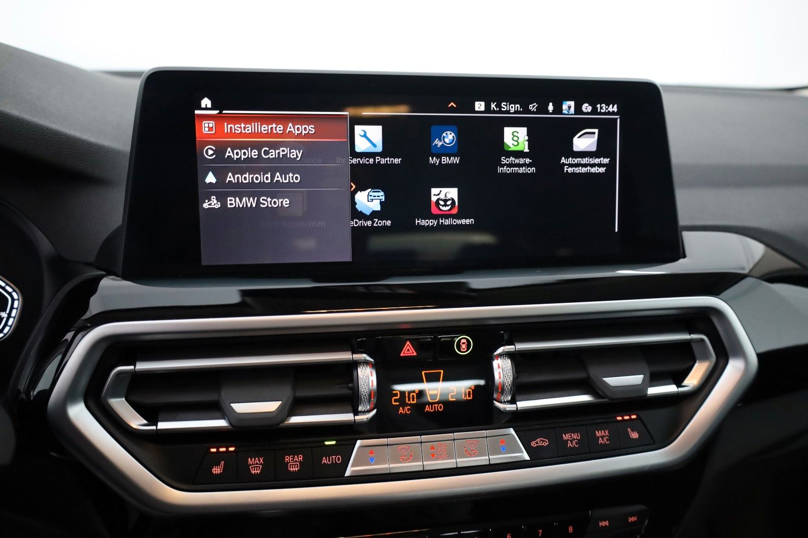 Fahrzeugabbildung BMW X3 xDrive 30e Facelift! Leder,Navi,LED,SH,PDC,Ka