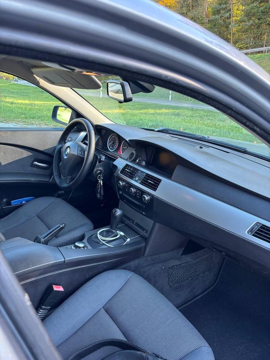 BMW 525 2005 — photo 11