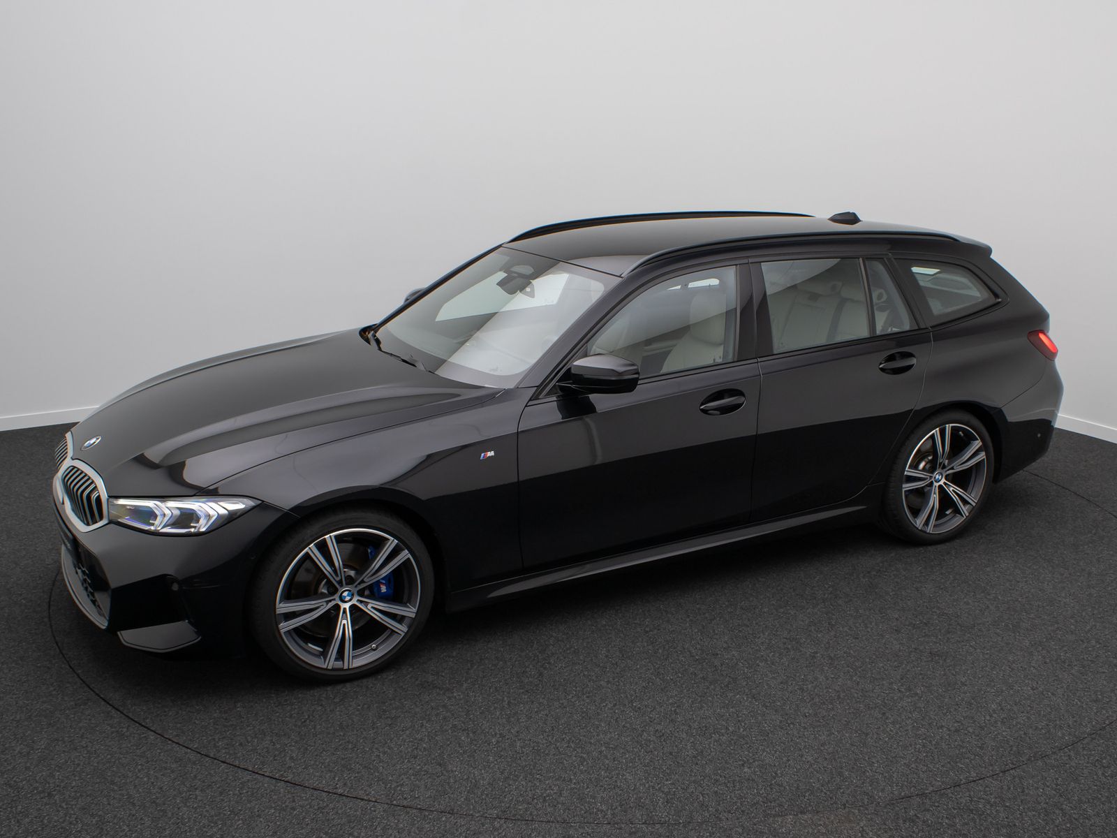 Fahrzeugabbildung BMW 330i MSport DAB Memory Kamera H/K Komfort 19Zoll