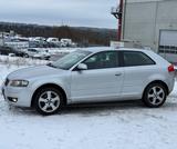 Audi A3 2.0 FSI *AUTOMATIK*LEDER*KLIMA*SITZHEIZUNG*LM - Audi A3 aus 2003: 2.0
