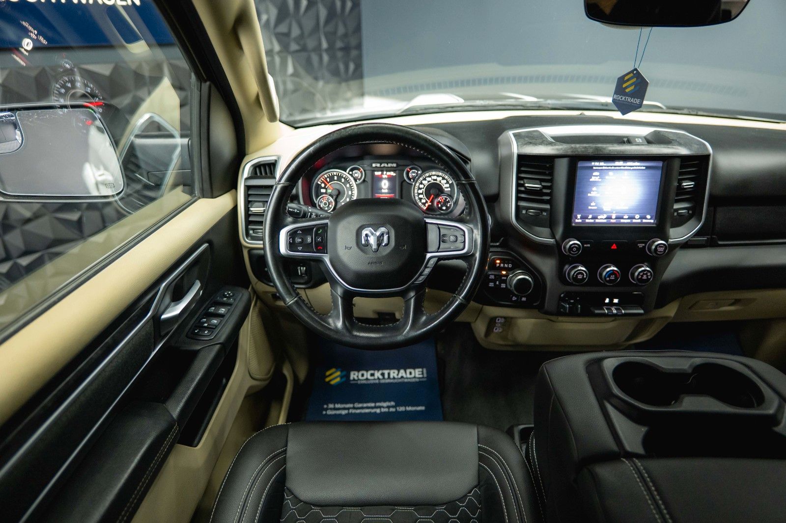 Fahrzeugabbildung Dodge RAM 5.7 V8 HEMI 4x4 OFFROAD LONGBED AXLE LOCK