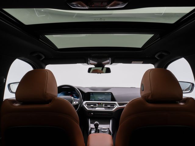 Foto Nummer 31: BMW 330e