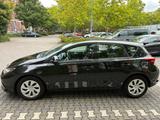 Toyota Auris Design Edition 1,2-l-Turbo S/S Design ... - Toyota Auris Gebrauchtwagen in Frankfurt