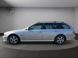 BMW 525d Highline Sport touring - BMW 525 Gebrauchtwagen in Stuttgart