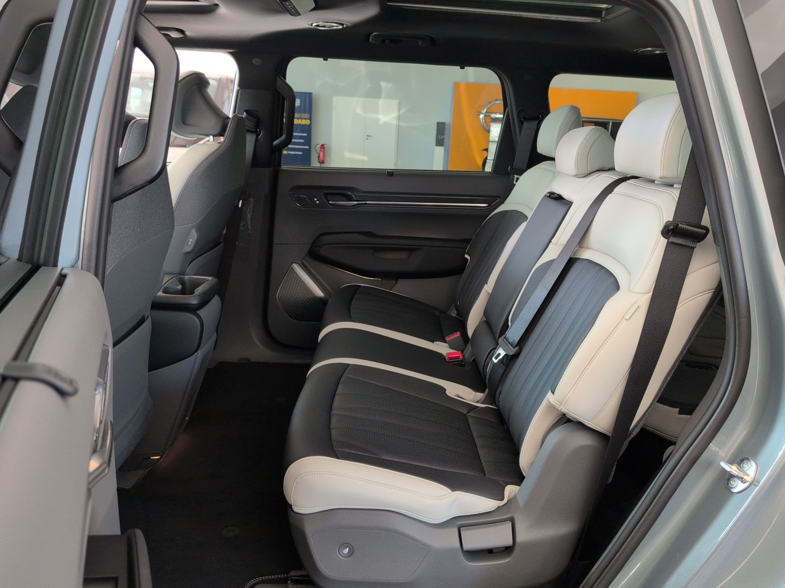 KIA EV9 AWD GT-Line 99,8-kWh Glasdach – Bild 10