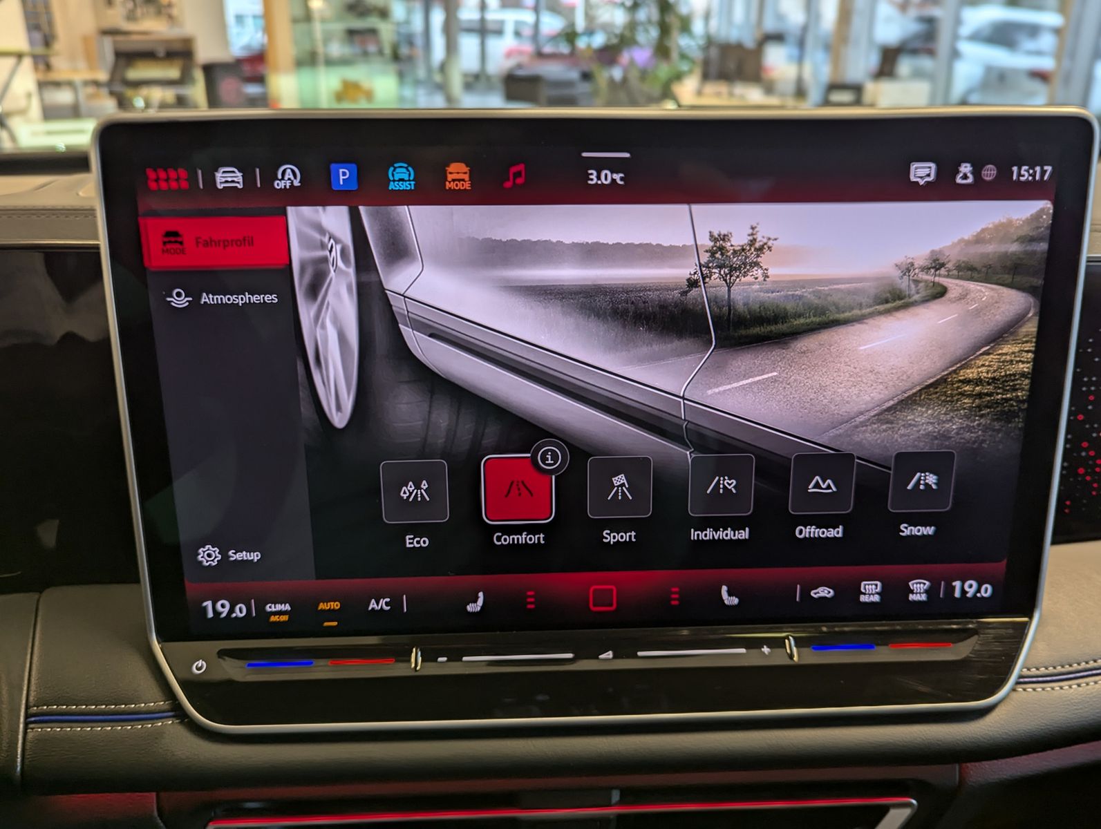 VW Tiguan 2.0TDI R-Line 4M Pano H/K AHK Matrix 20" - Image 28