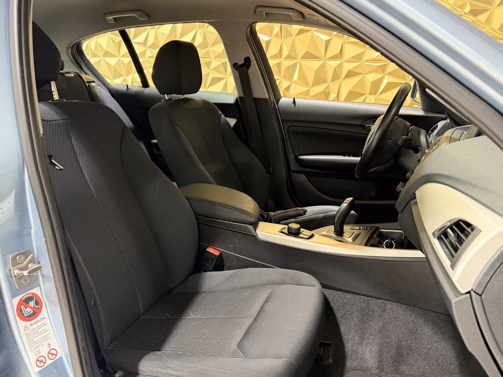 BMW 118 i|AUTOMATIK|2.HAND|SCHECKHEFT|XENON|PDC|TÜV