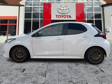 Toyota Yaris - 5
