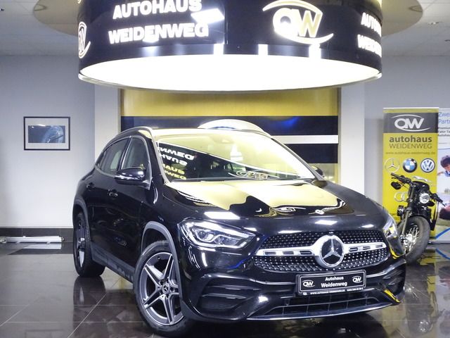 Mercedes-Benz GLA 180 AMG Line Navi LED Leder MBUX PDC SHZ Cam