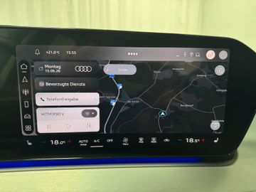 Audi Q3 TFSI 110 kW AHK*StHz*Panodach*