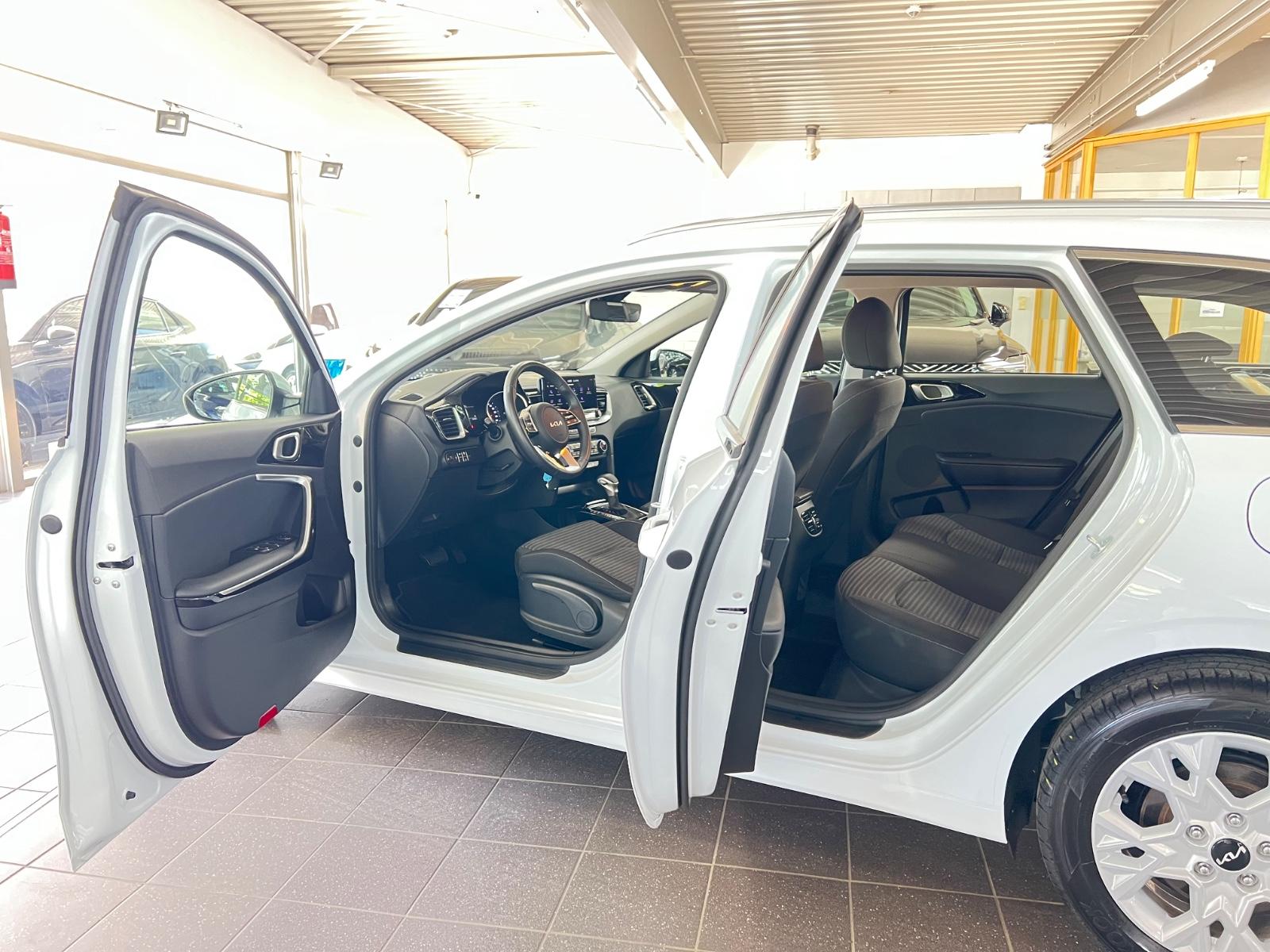 Kia Ceed Sportswagon 1.6 CRDI Vision KAM+Navi+Klima2
