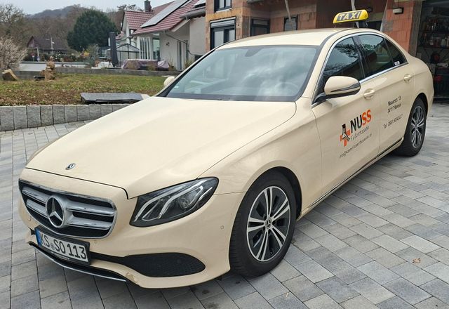 MERCEDES-BENZ E 200