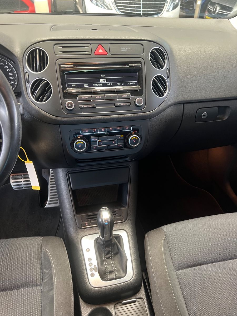Fahrzeugabbildung Volkswagen Golf Plus DSG Style *SITZHEIZUNG*TEMPOMAT*1.HAND