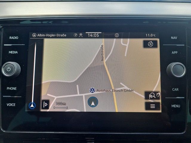 Fahrzeugabbildung Volkswagen Passat Variant TDI Elegance DSG Matrix AHK Navi
