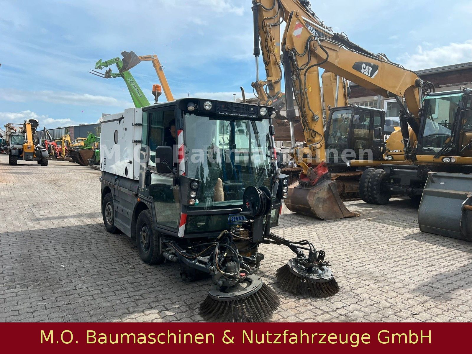 Fahrzeugabbildung Schmidt AEBI Schmidt Swingo 200 / Kehrmaschine /