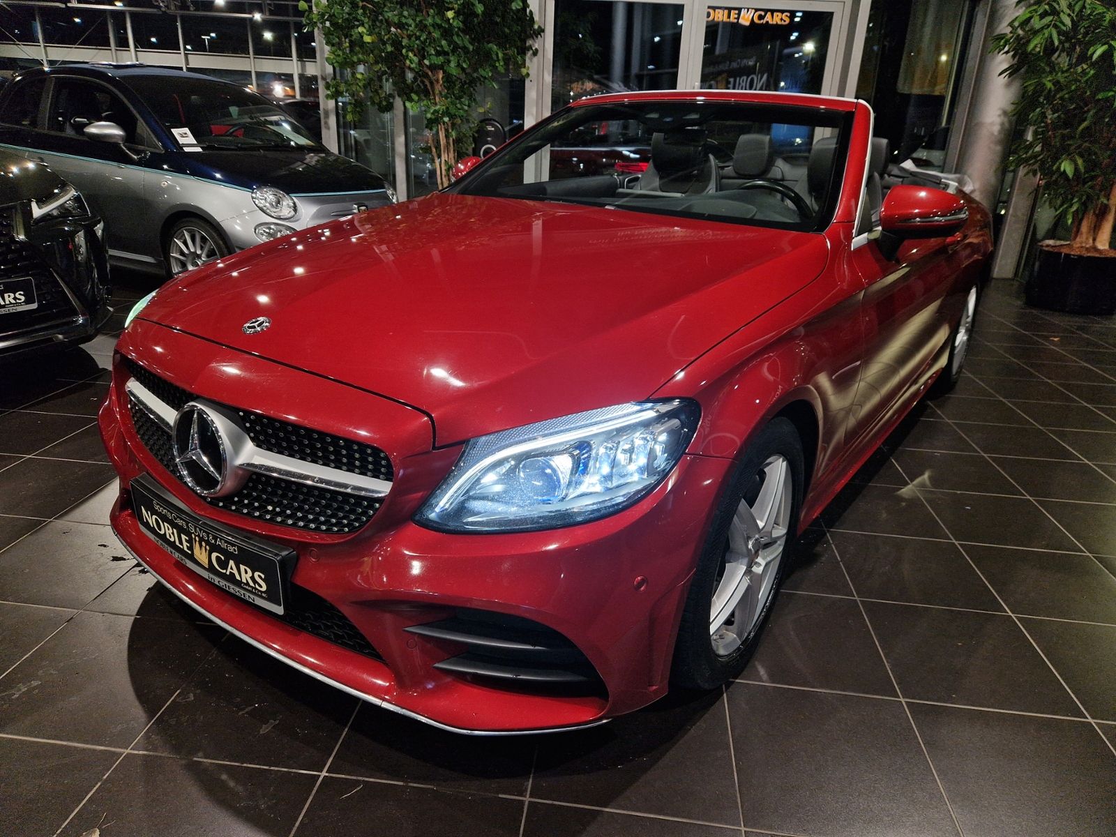 Fahrzeugabbildung Mercedes-Benz C 300 Cabrio AMG Line HUD LED NAV SHZ RFK 18"