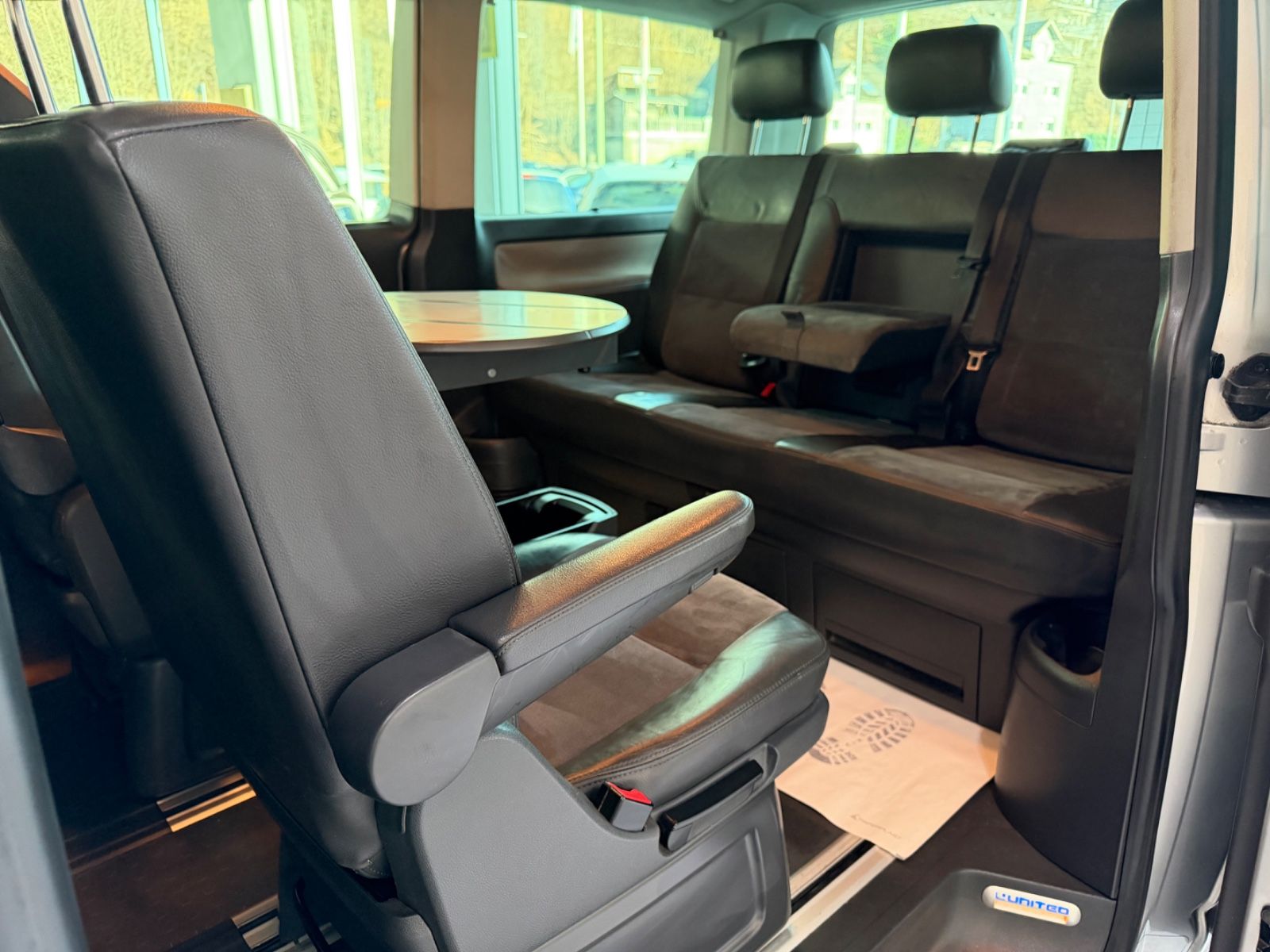 Fahrzeugabbildung Volkswagen T5 Multivan United