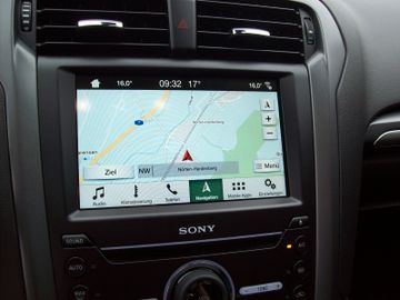 Bild 20 Ford Mondeo Turnier 1.5 Titanium Navi SHZ FSHZ AHK AT