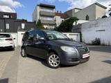 Skoda Roomster Style Plus Edition 2.Hand, PDC, Klimaau - Skoda Roomster Gebrauchtwagen in Essen