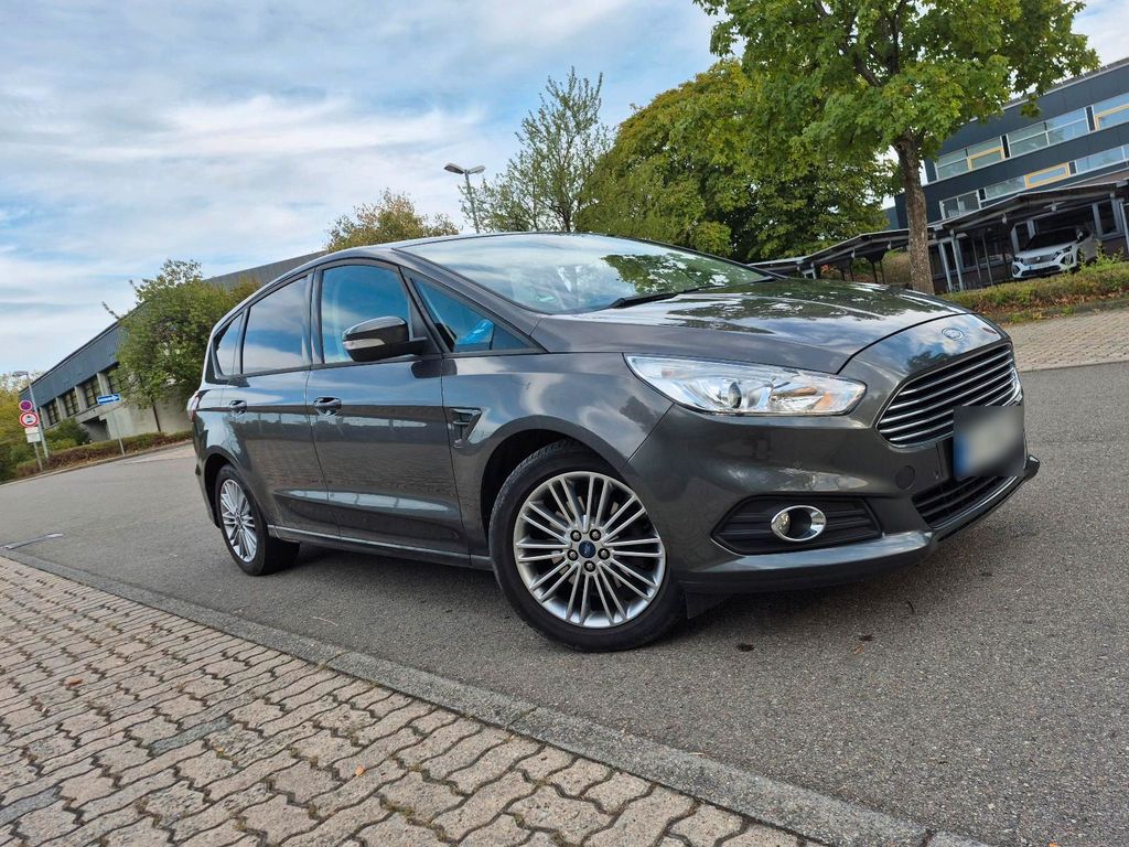 Image of Ford S-Max