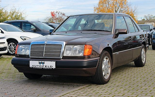 Mercedes-Benz E 320 Sprtline/OLDTIMER/AUTOMATIK/TOP ZUSTAND/