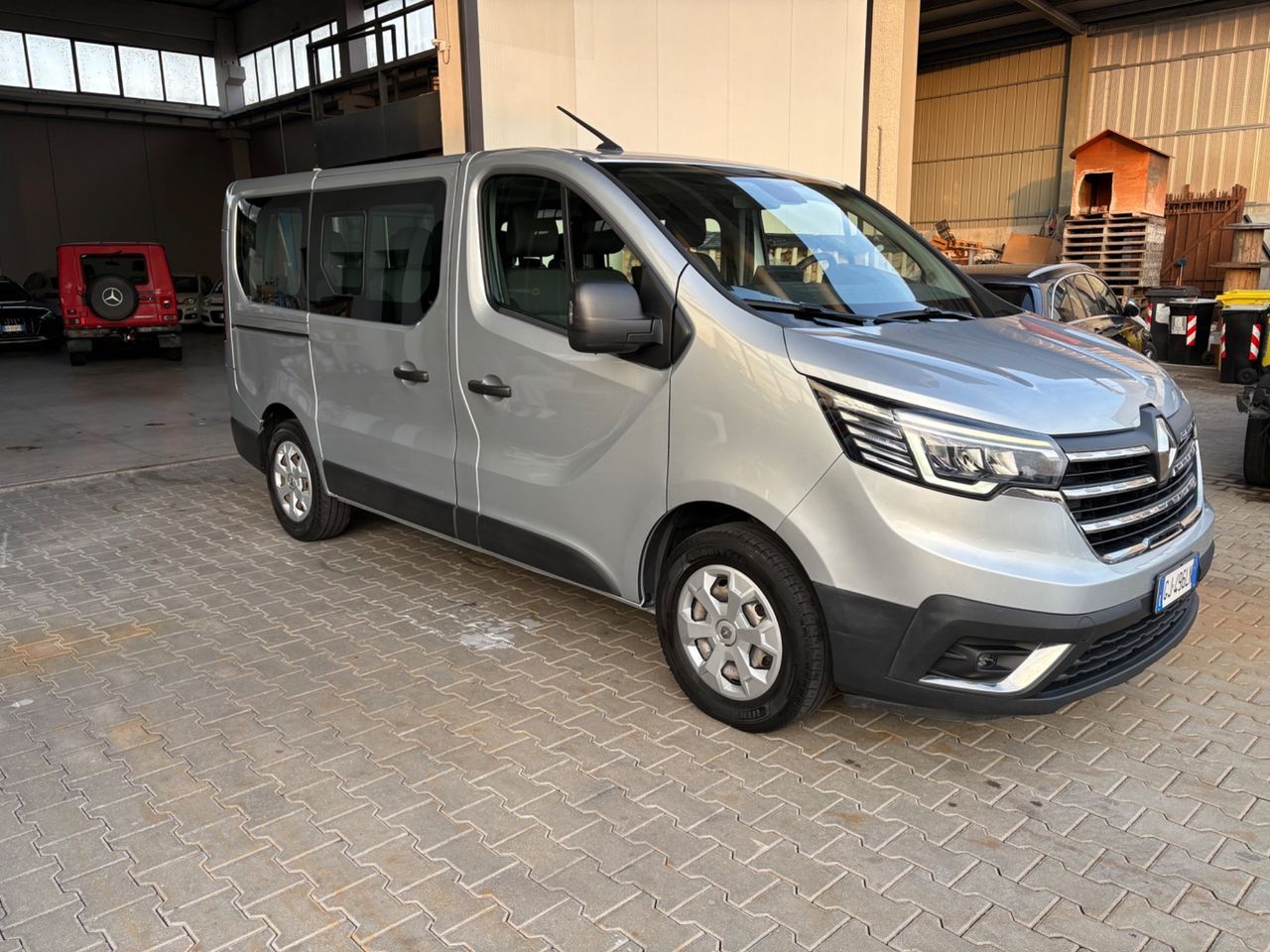 Other Renault Trafic T27 2.0 dCi 170CV EDC PC-TN-DC Fu