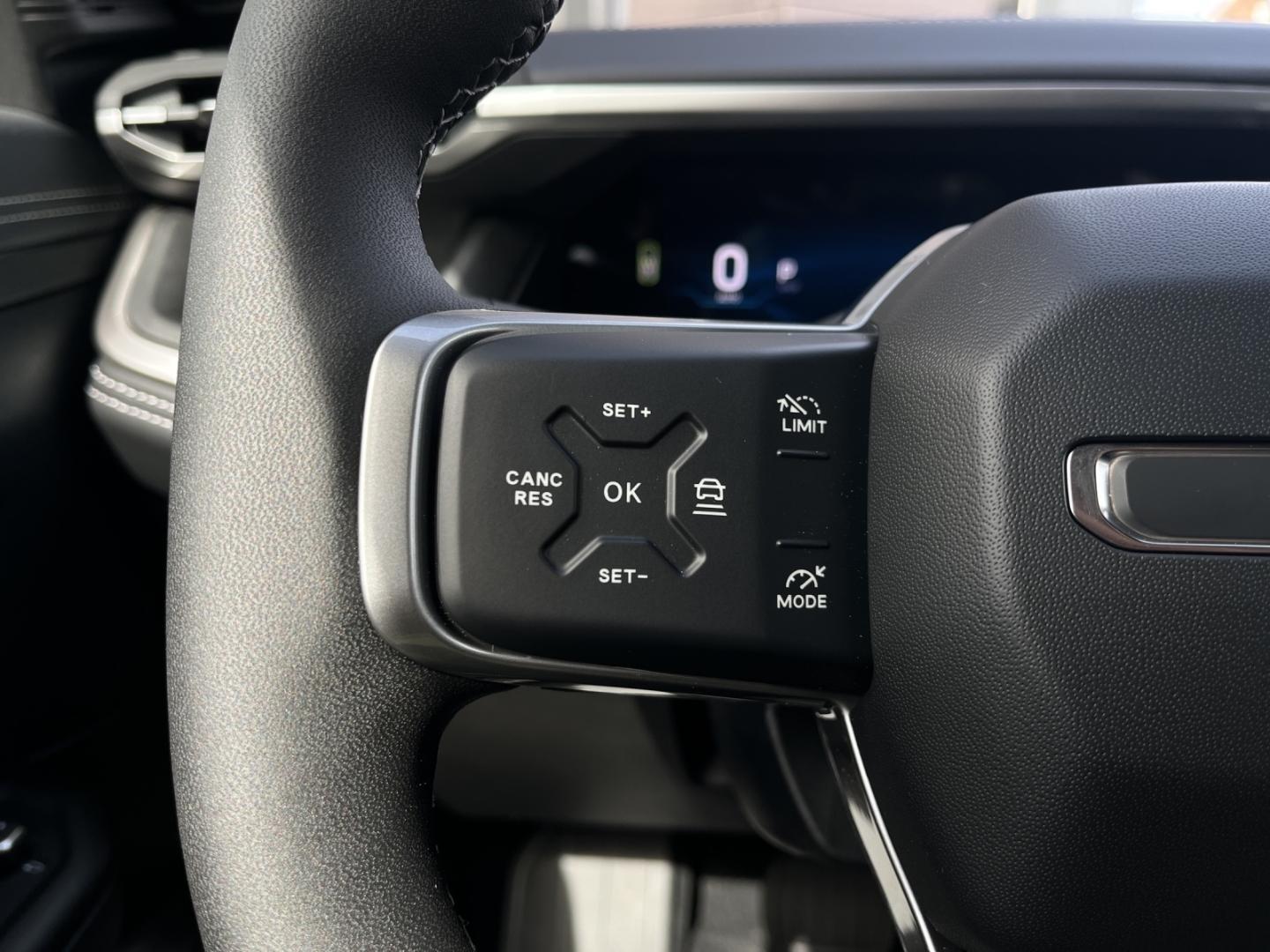 Jeep Compass First Edition ACC+PDC+CARPLAY+KAMERA+SHZ