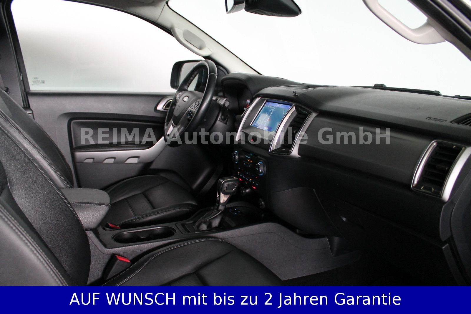Fahrzeugabbildung Ford Ranger Limited Extrakabine 4x4, Trittbretter